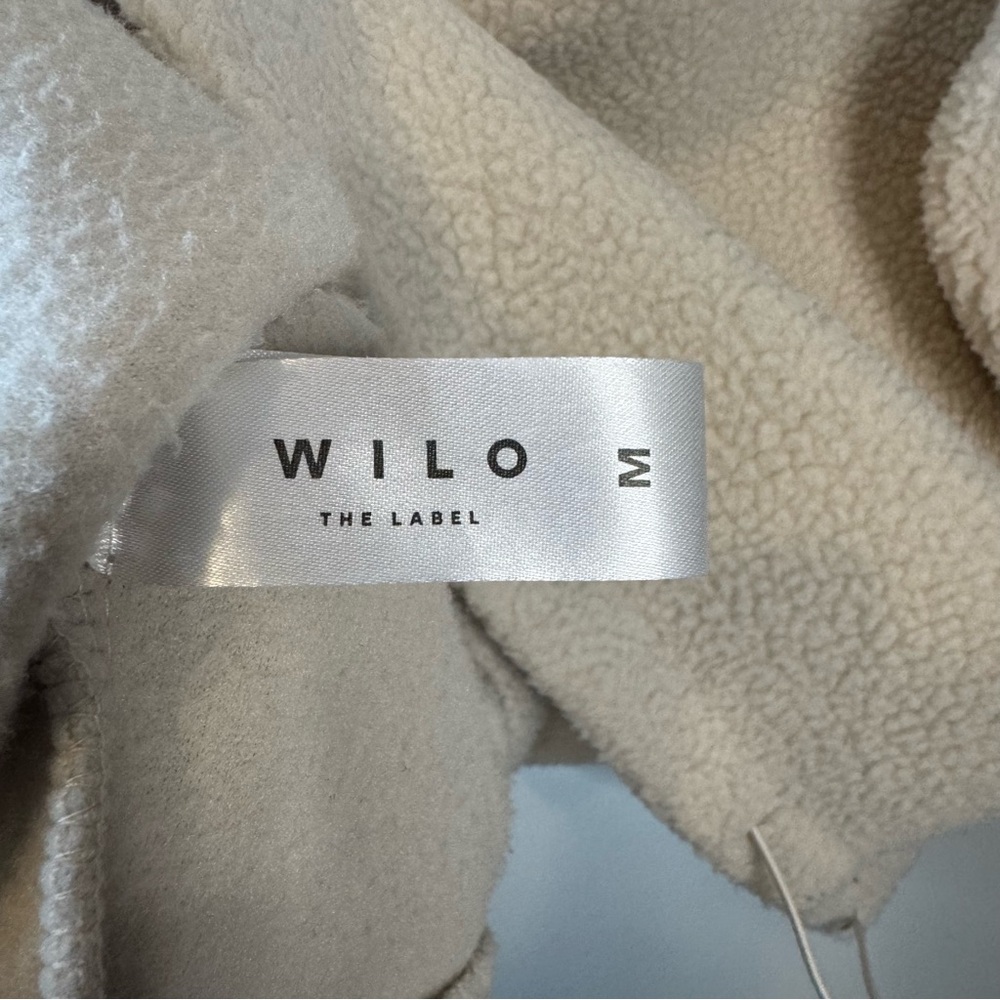 Wilo The Label Cozy Fleece Pullover in Cream and Teal Size Medium - Picture 6 of 7